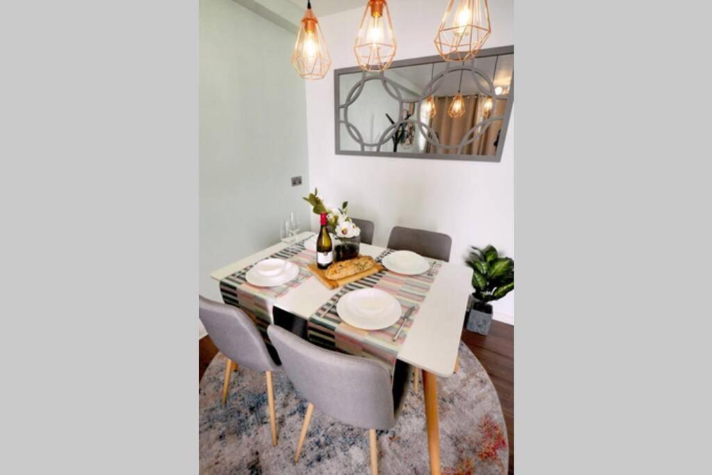 Super Spacious 2 Bedroom Apt 20Mn From Central. London Kültér fotó