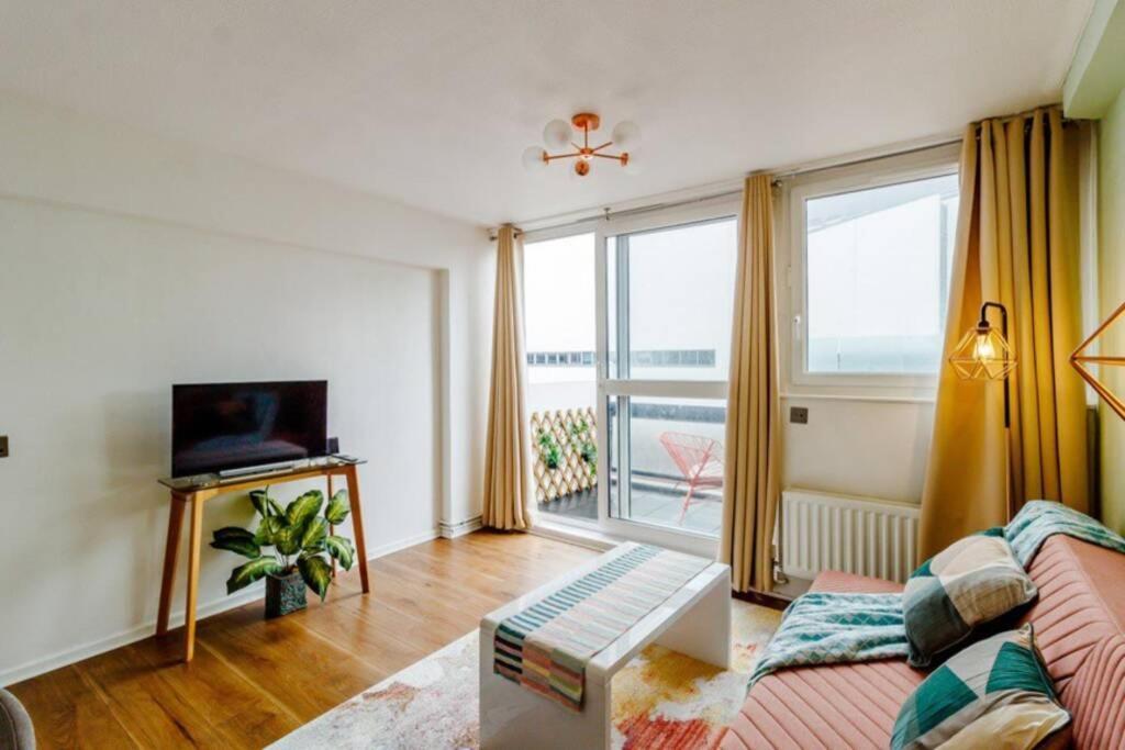 Super Spacious 2 Bedroom Apt 20Mn From Central. London Kültér fotó